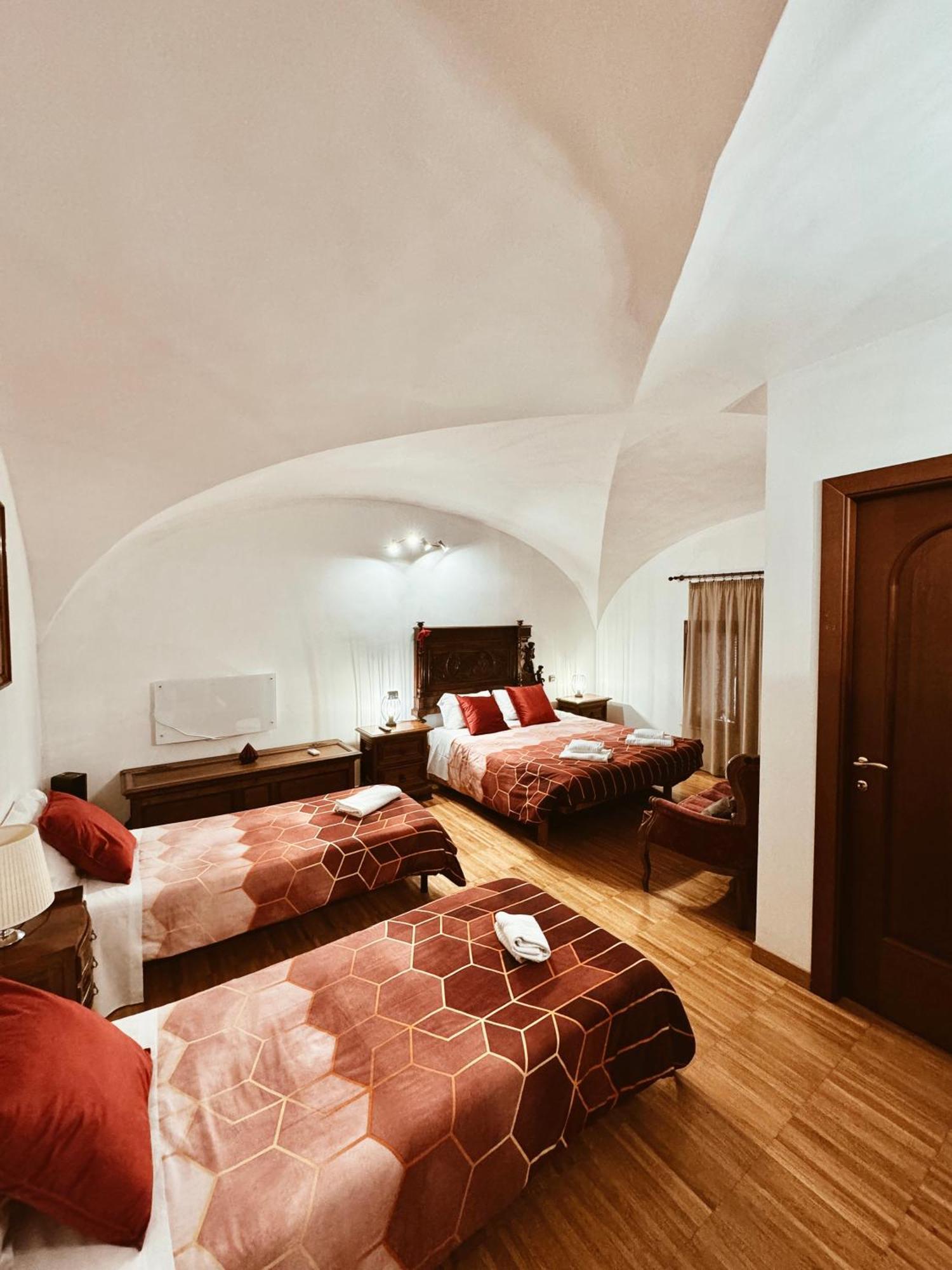 Residenza Tritone Luxury Guest House Trevi Fountain Roma Dış mekan fotoğraf